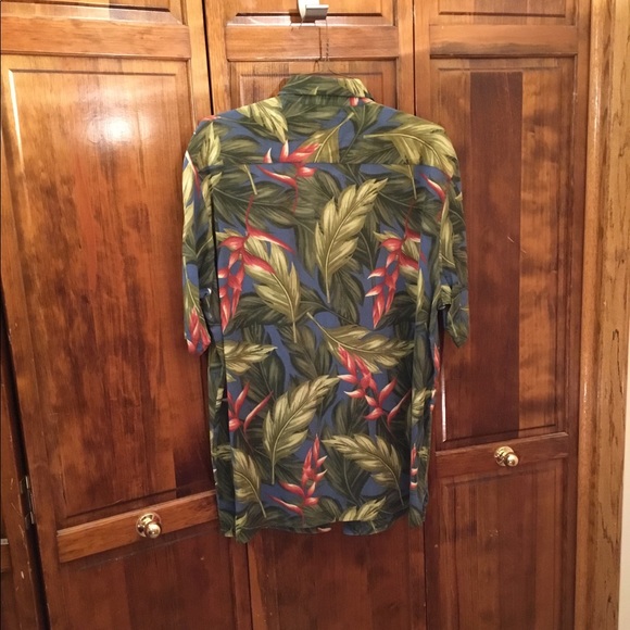 Man’s short sleeve shirt - Picture 3 of 3